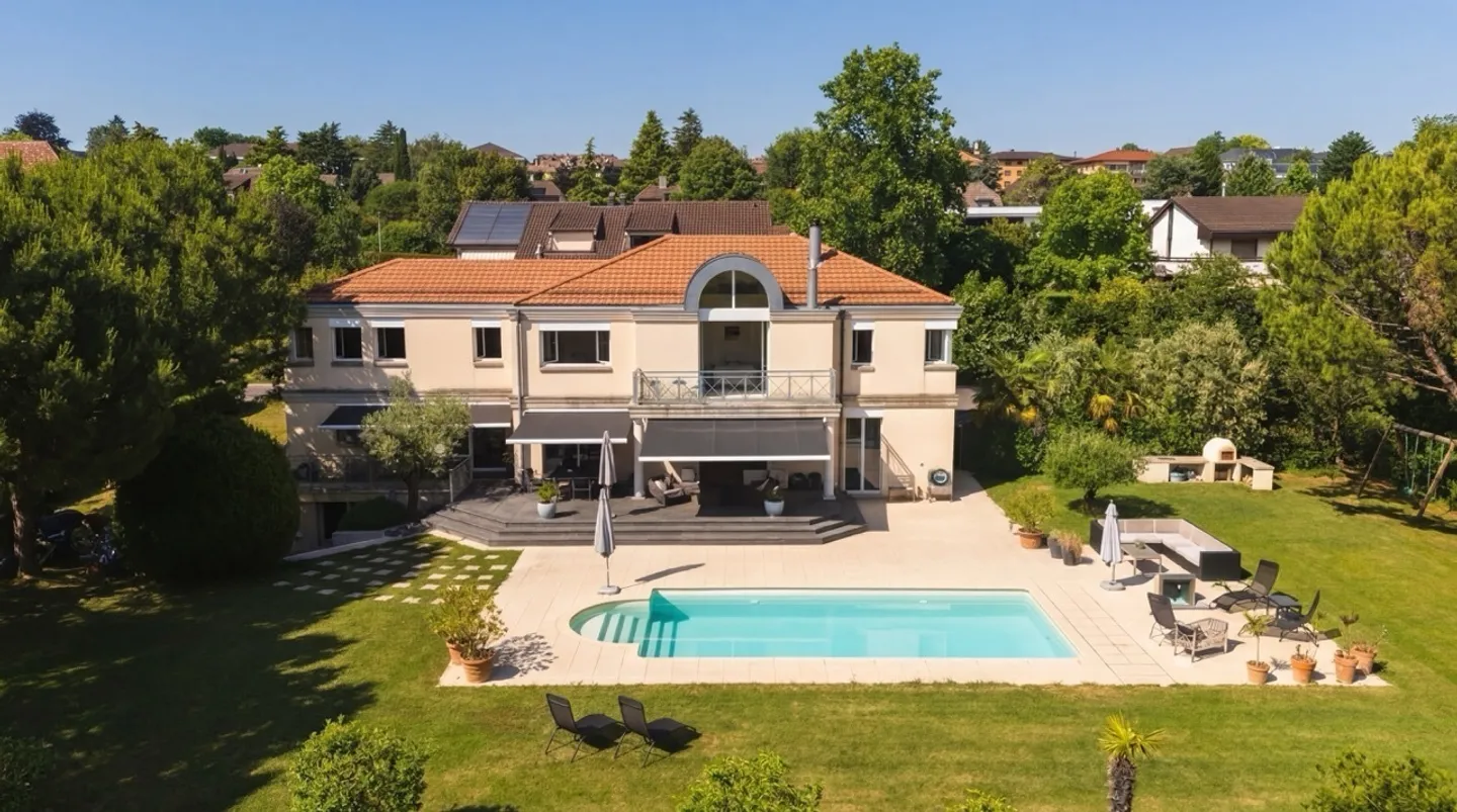 Villa Charmante avec Vue sur le Lac - Photo 3 sur 41