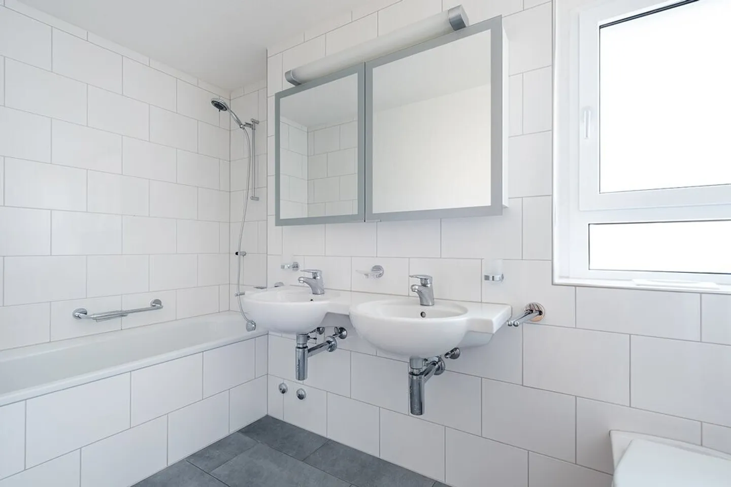 Appartamento spazioso di 4,5 stanze - Foto 2 di 12