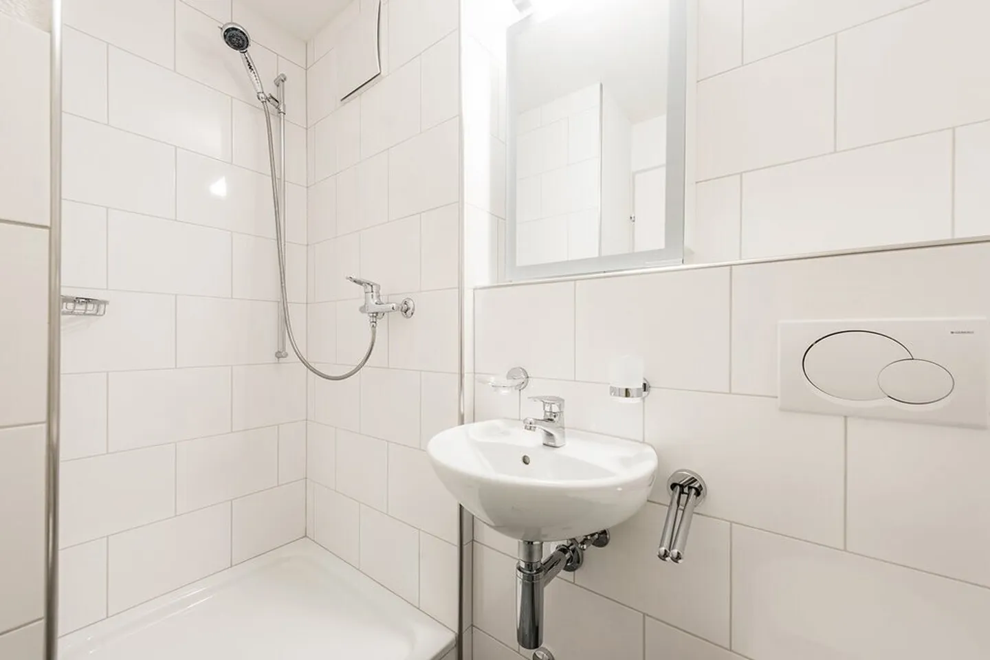 Appartamento spazioso di 4,5 stanze - Foto 3 di 12