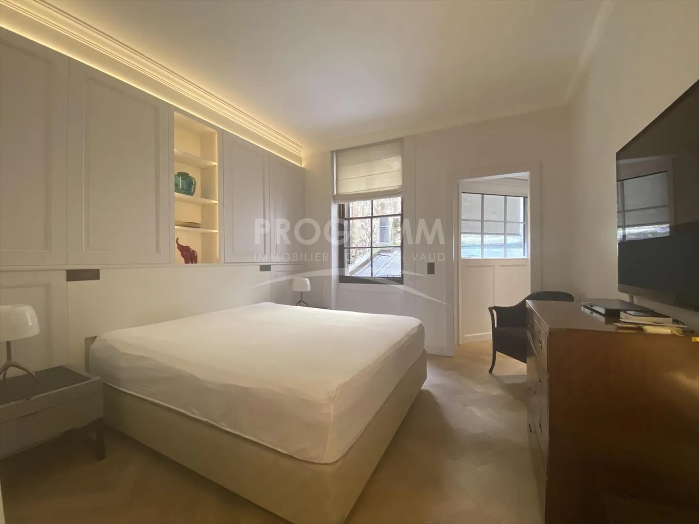 Esclusività - Magnifico e raro appartamento arredato - Place Bourg de Four + Parcheggio - Foto 8 di 10