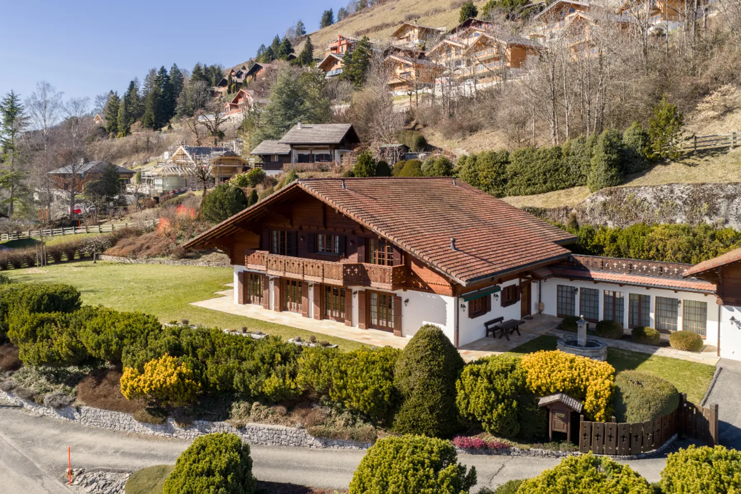 Exklusives Chalet in Gruyère - Foto 2 von 13