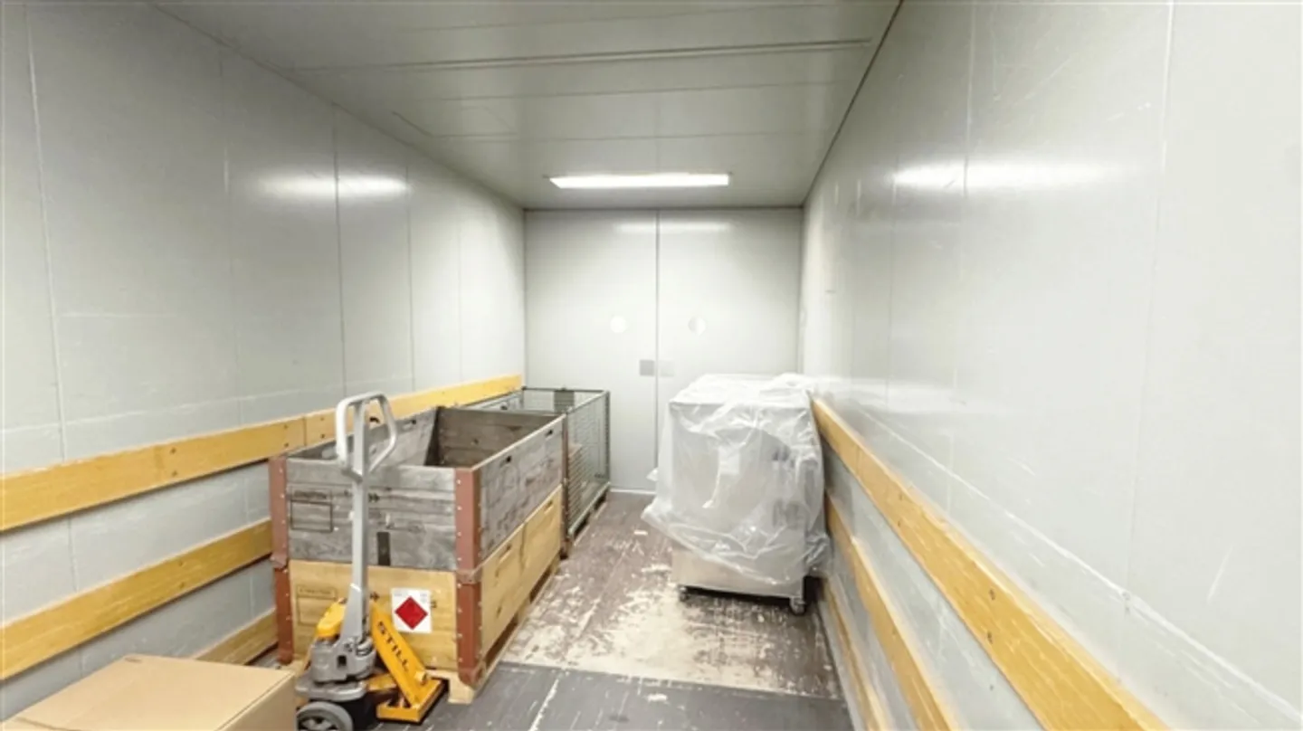 Apartment - Photo 6 of 6