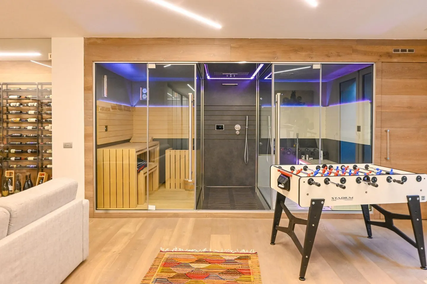 Stunning luxury villa in Coldrerio - Photo 11 of 17