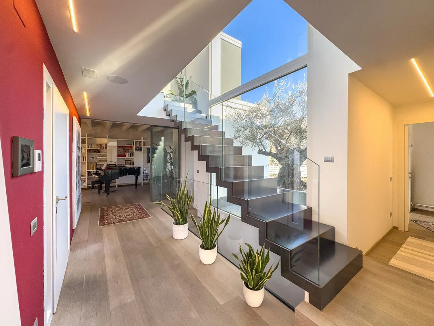 Stunning luxury villa in Coldrerio - Photo 5 of 17