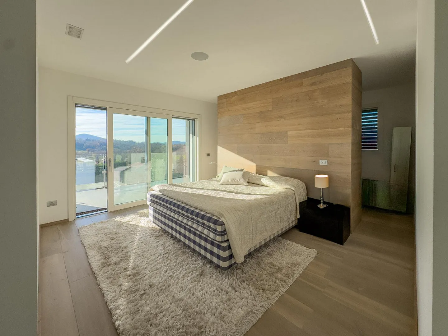 Stunning luxury villa in Coldrerio - Photo 6 of 17