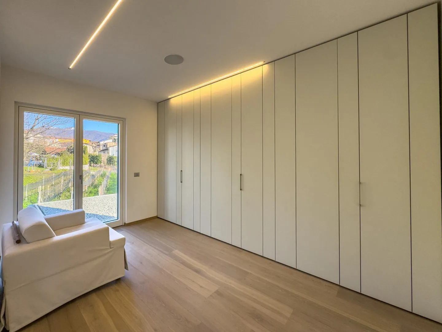 Stunning luxury villa in Coldrerio - Photo 7 of 17