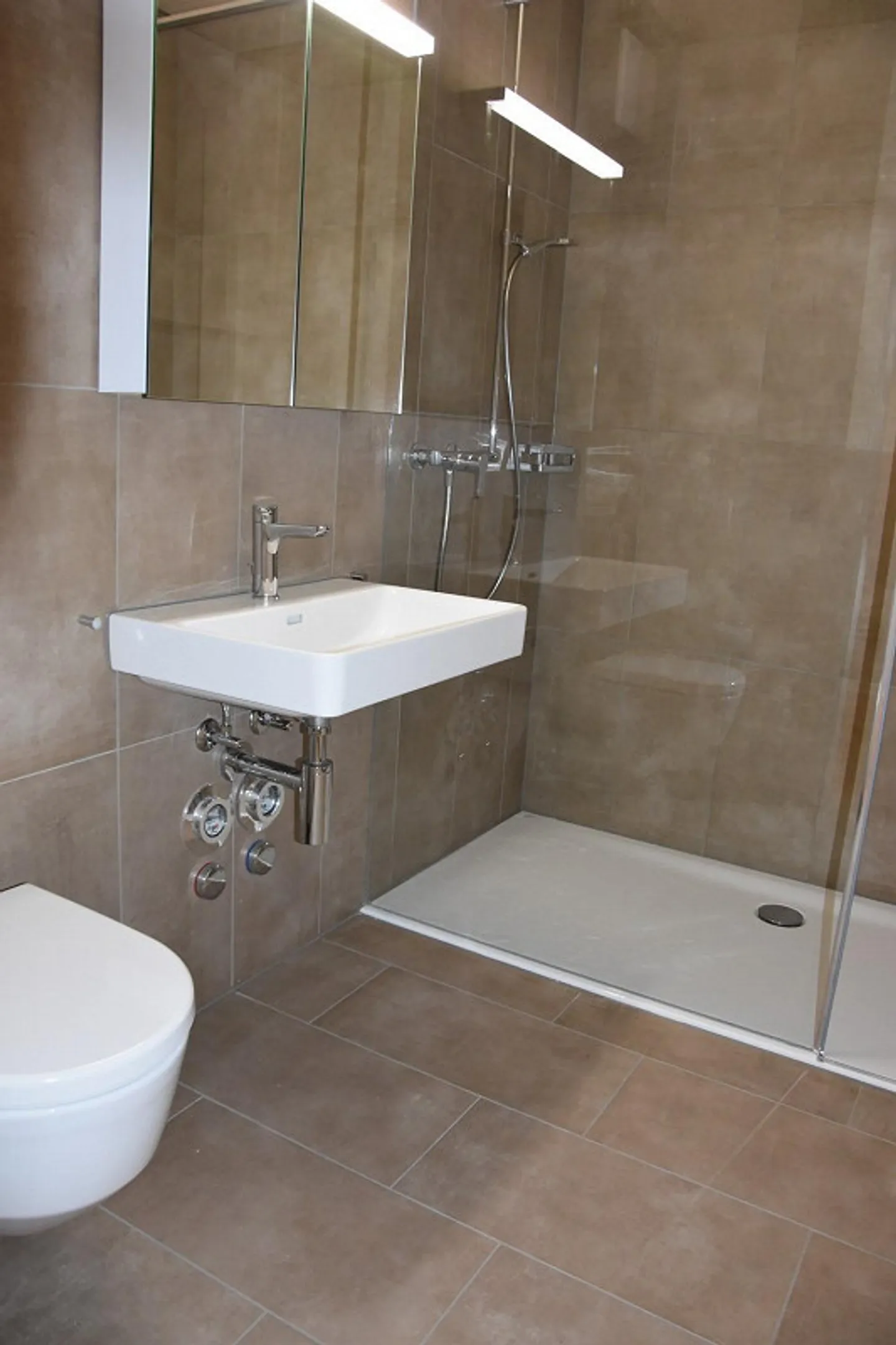 Vivere nel campo soleggiato: Dai una nuova dimensione al tuo stile di vita! - Foto 5 di 8