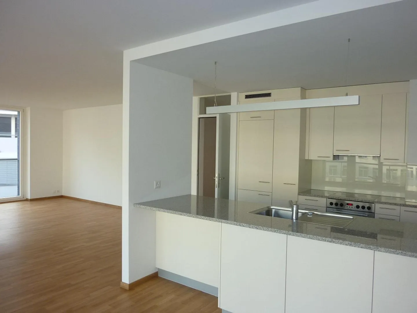 Schöne Wohnung in Zentraler Lage! - Foto 3 di 5