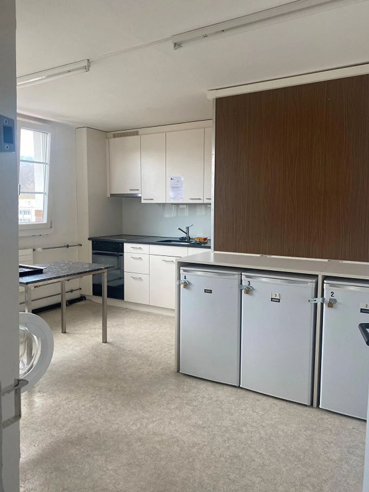 Chambre sous les combles - Photo 2 sur 4