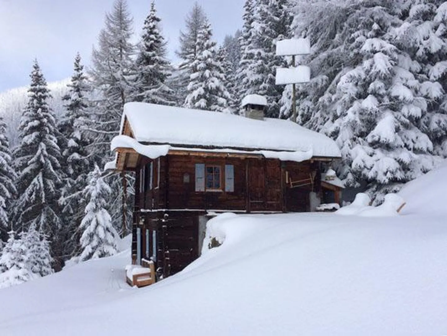 À VENDRE CHALET AVEC 2 CHAMBRES À MAYENS DE SARREYER - Photo 13 sur 13