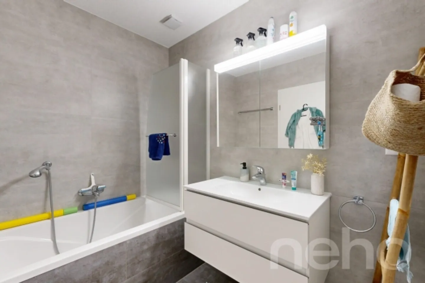 Ambiente di vita eccezionale appartamento ristrutturato con vista lago! - Foto 12 di 12