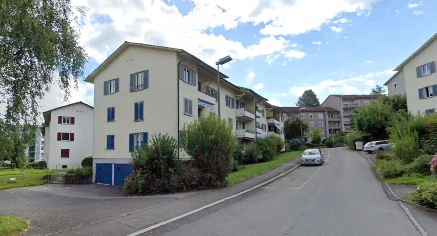 Single garages for rent in the Imfang district - Photo 1 of 2