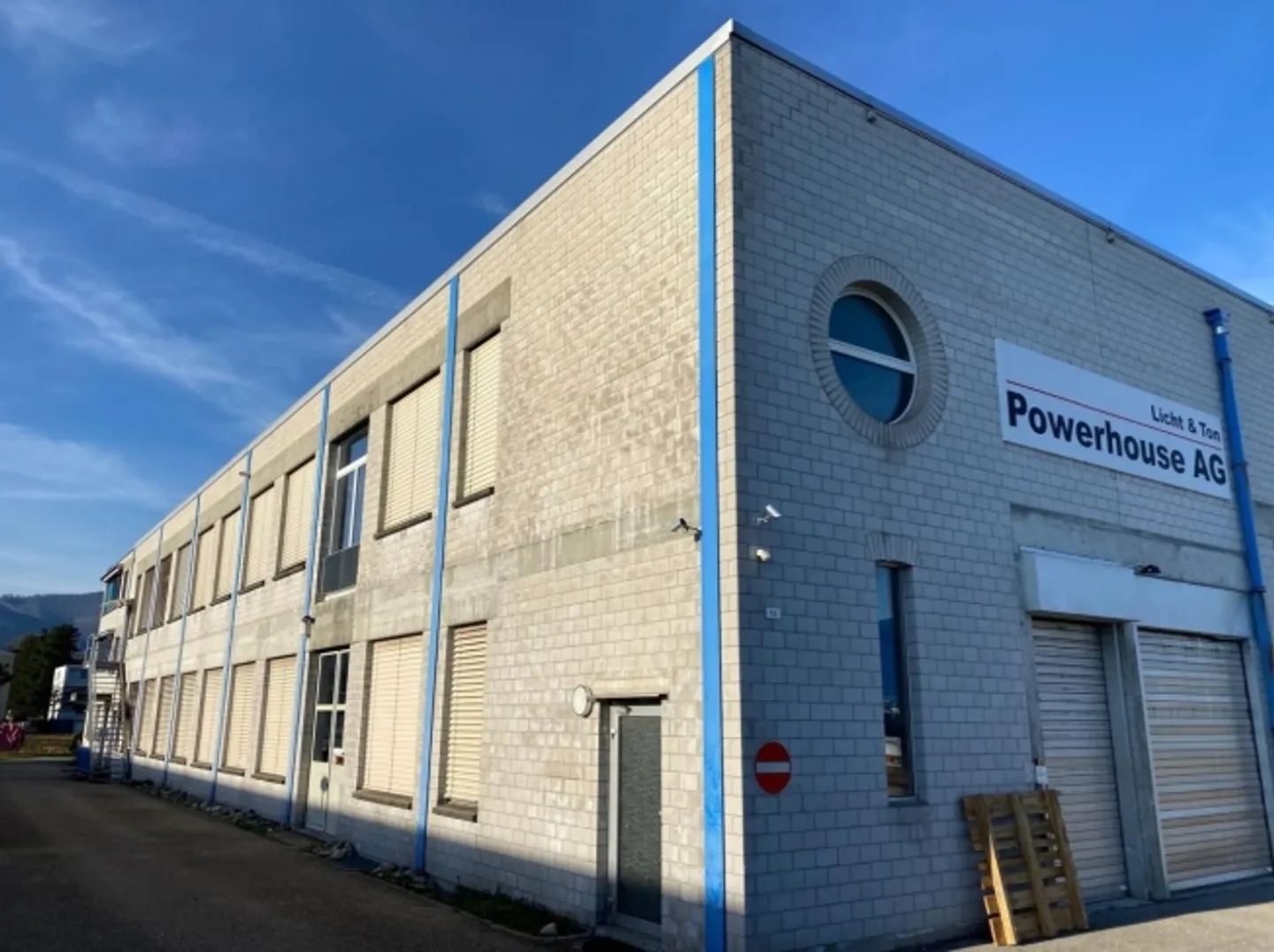 Versatile commercial space on the 1st floor - flexibly designable & well connected - Photo 1 of 1