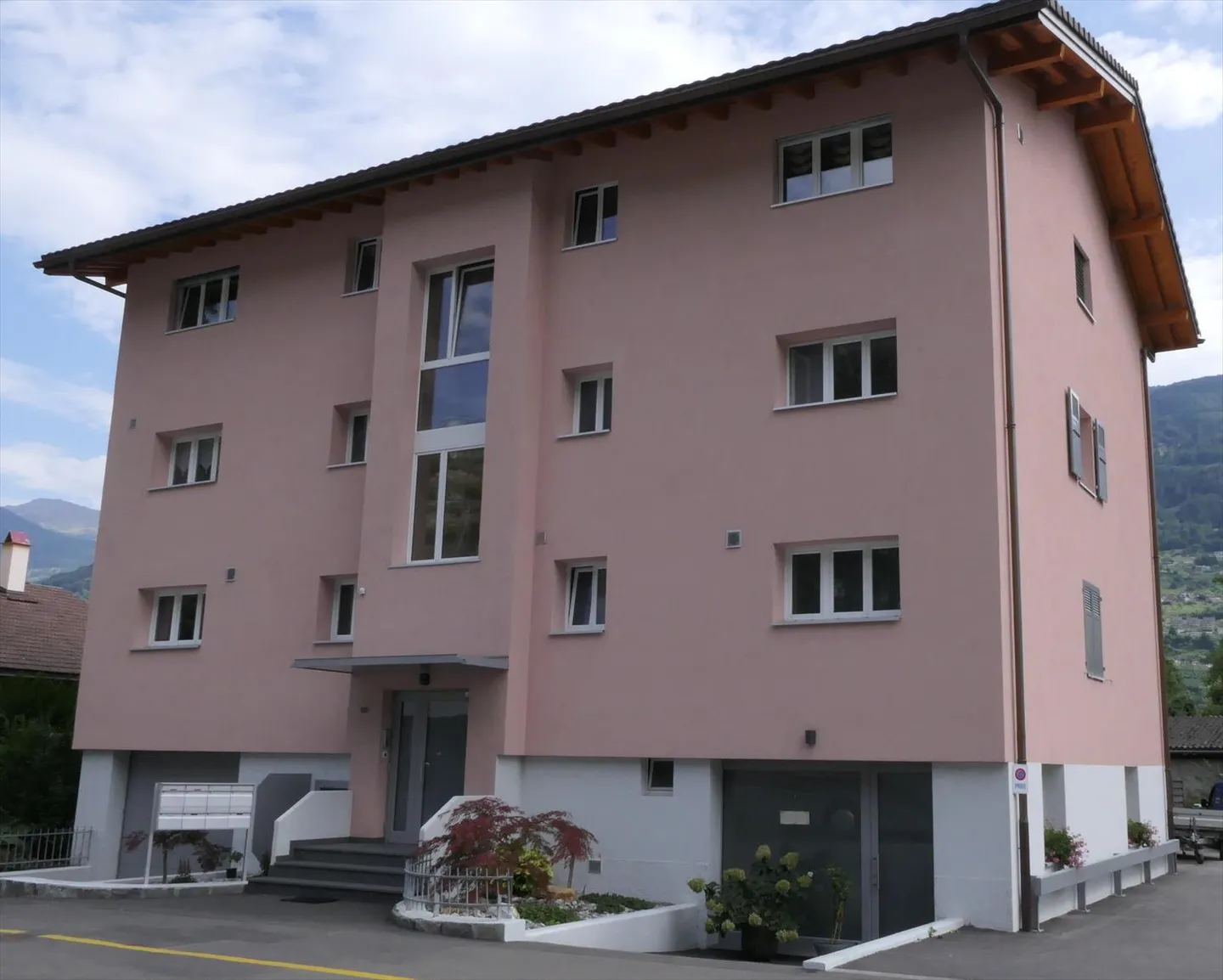 Sion, moderno appartamento di 3,5 stanze di 80 m2 con balcone sud e parcheggio - Foto 13 di 16