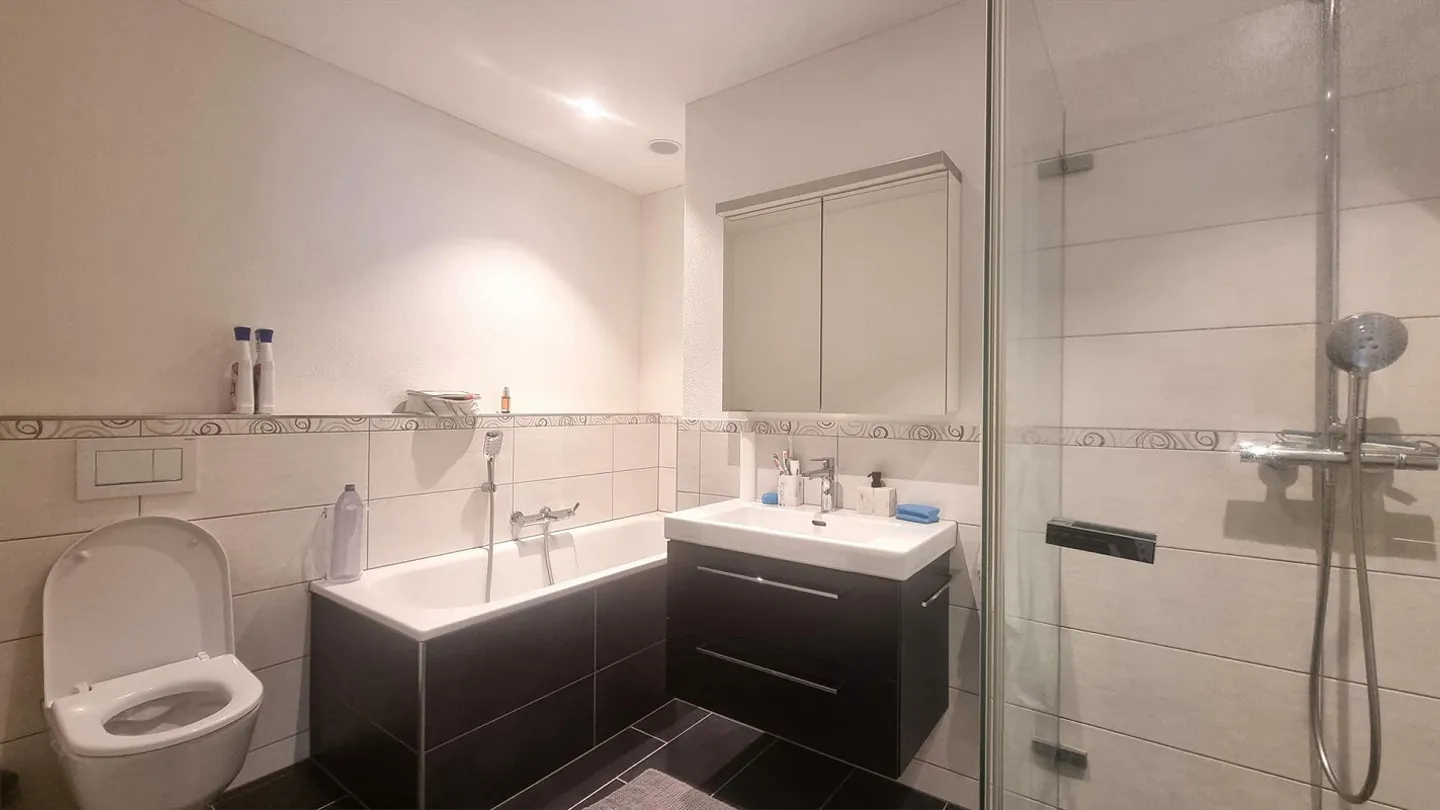 Modern apartment in a quiet and central location - Photo 9 of 10