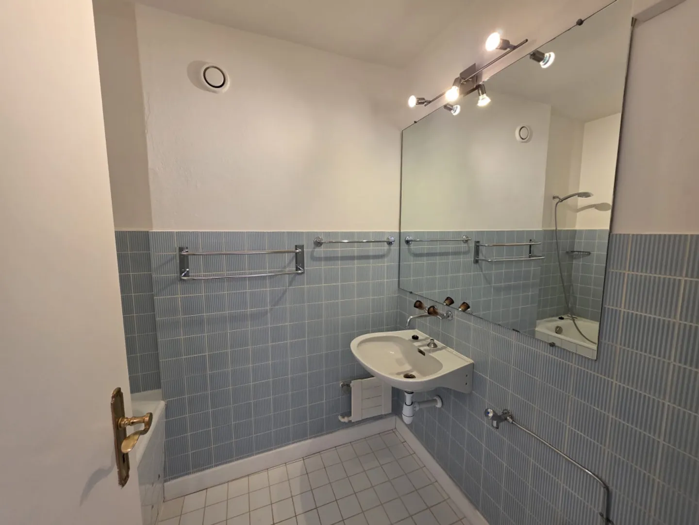 Charmant appartement de 4 pièces - Photo 7 sur 12