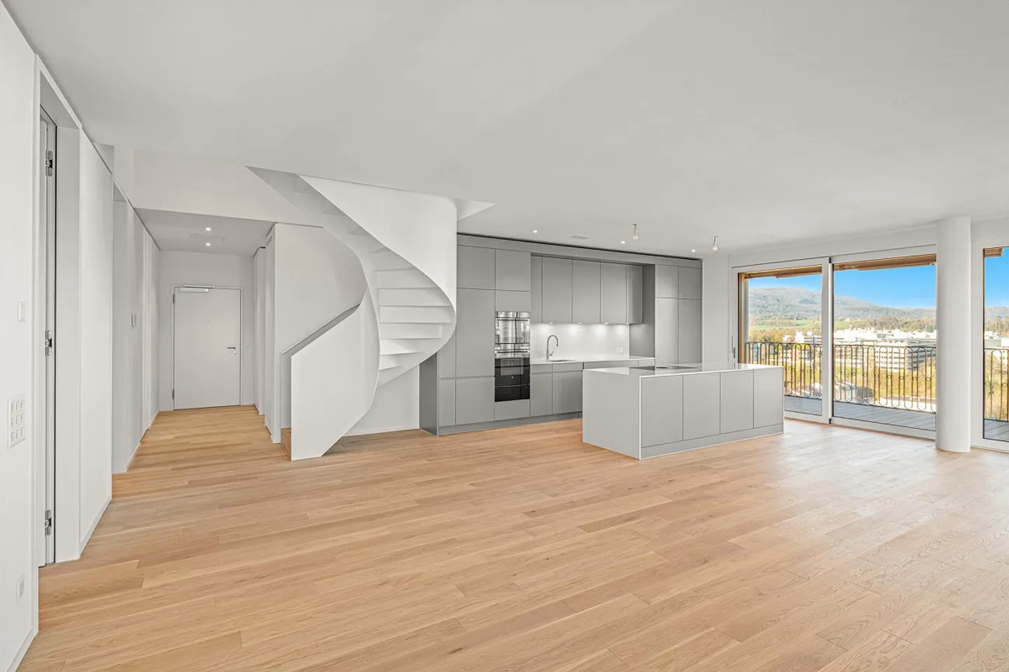 Luxuswohnung in Aesch - Foto 1 von 9