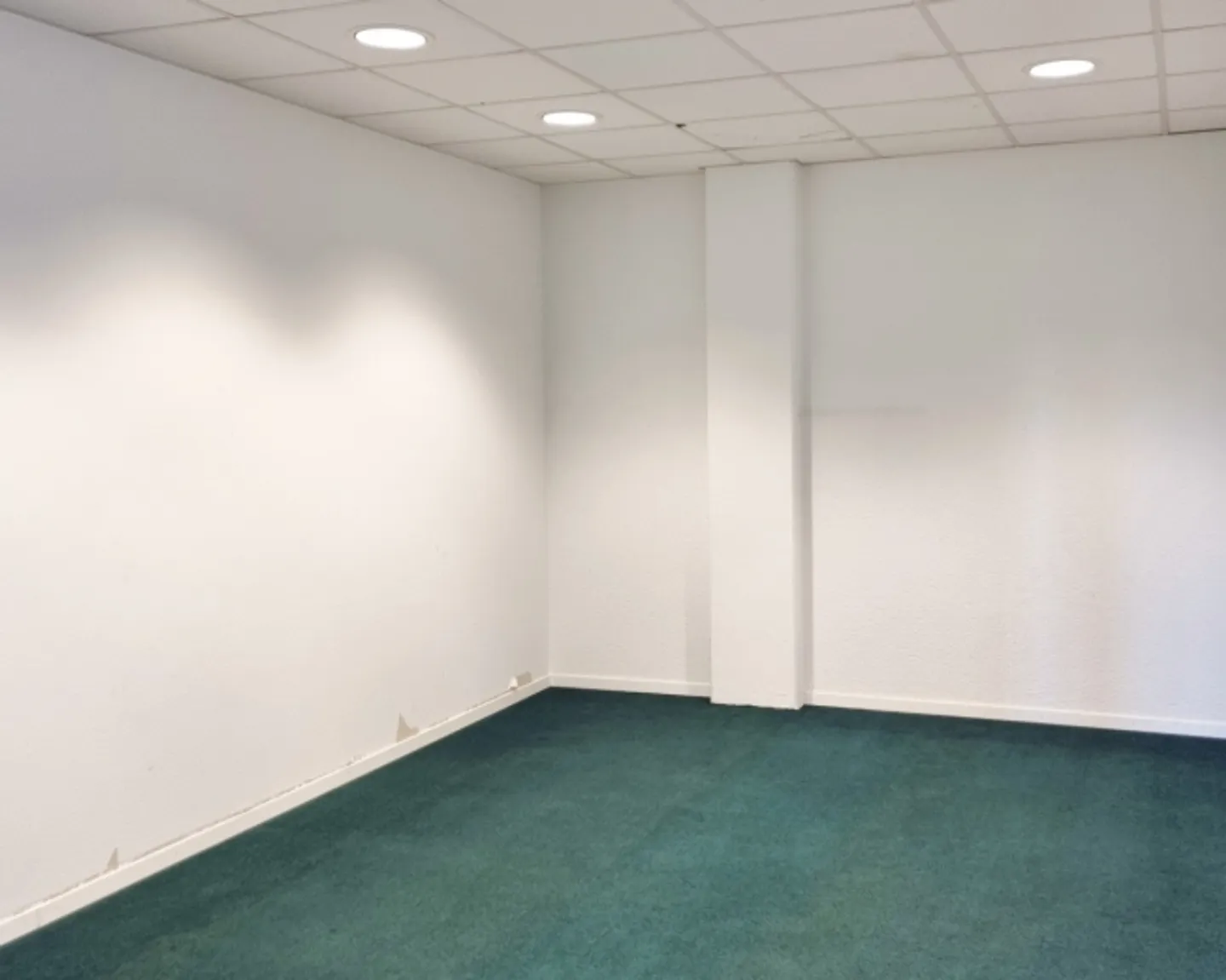 «Grosszügige Bürofläche - sofort bezugsbereit» - Foto 4 von 6