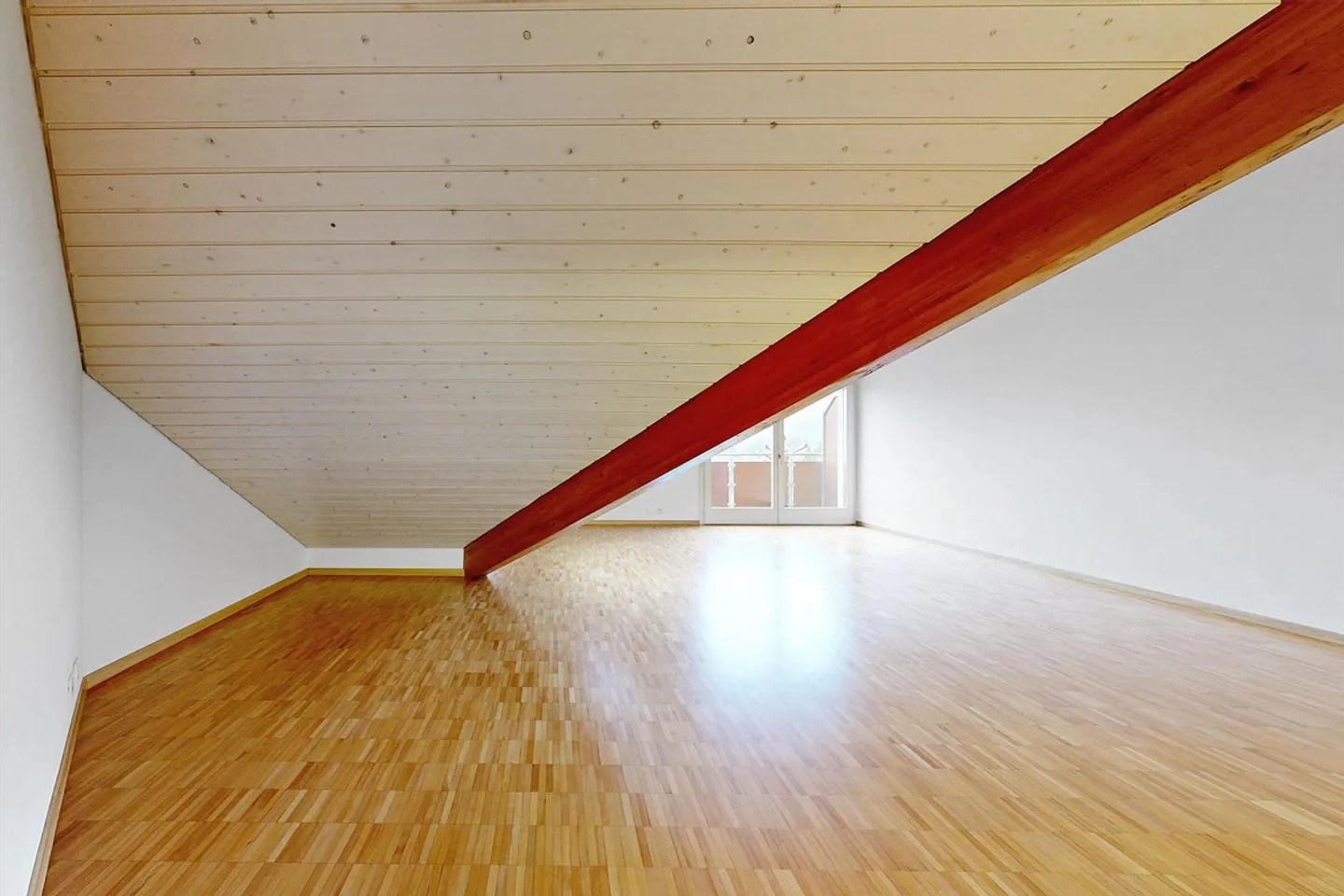 Dachgeschosswohnung - Foto 6 von 13