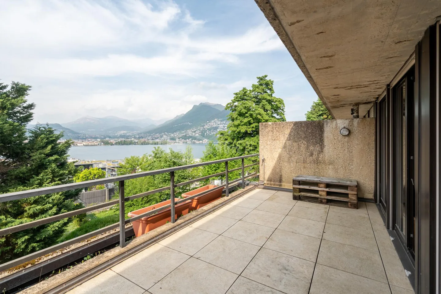 Appartamento Elegante con Vista Lago - Foto 4 di 13
