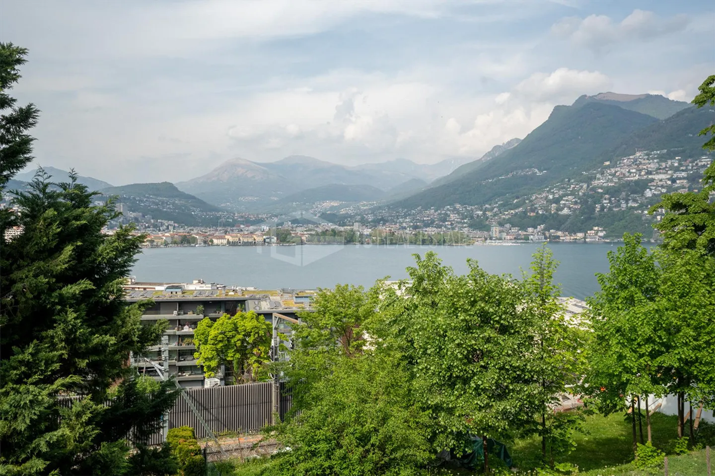 Appartamento Elegante con Vista Lago - Foto 5 di 13