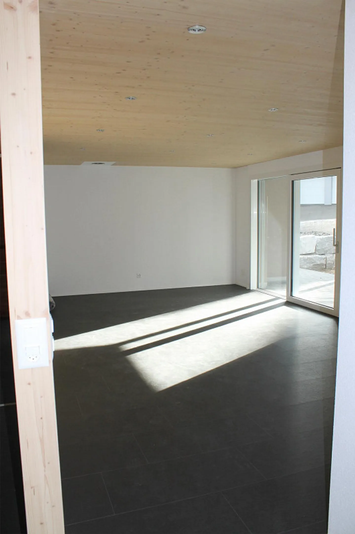 Geräumige 7-Zimmer Wohnung - Foto 6 von 16