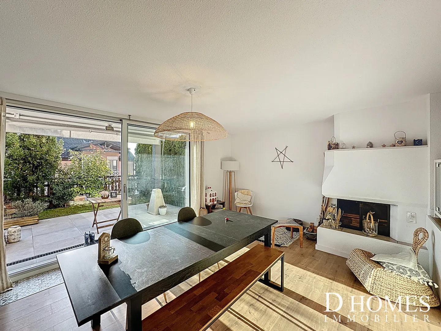 EXKLUSIVITÄT I Wunderschöne 5,5-Zimmer-Villa mit freiem Blick - Foto 1 von 13