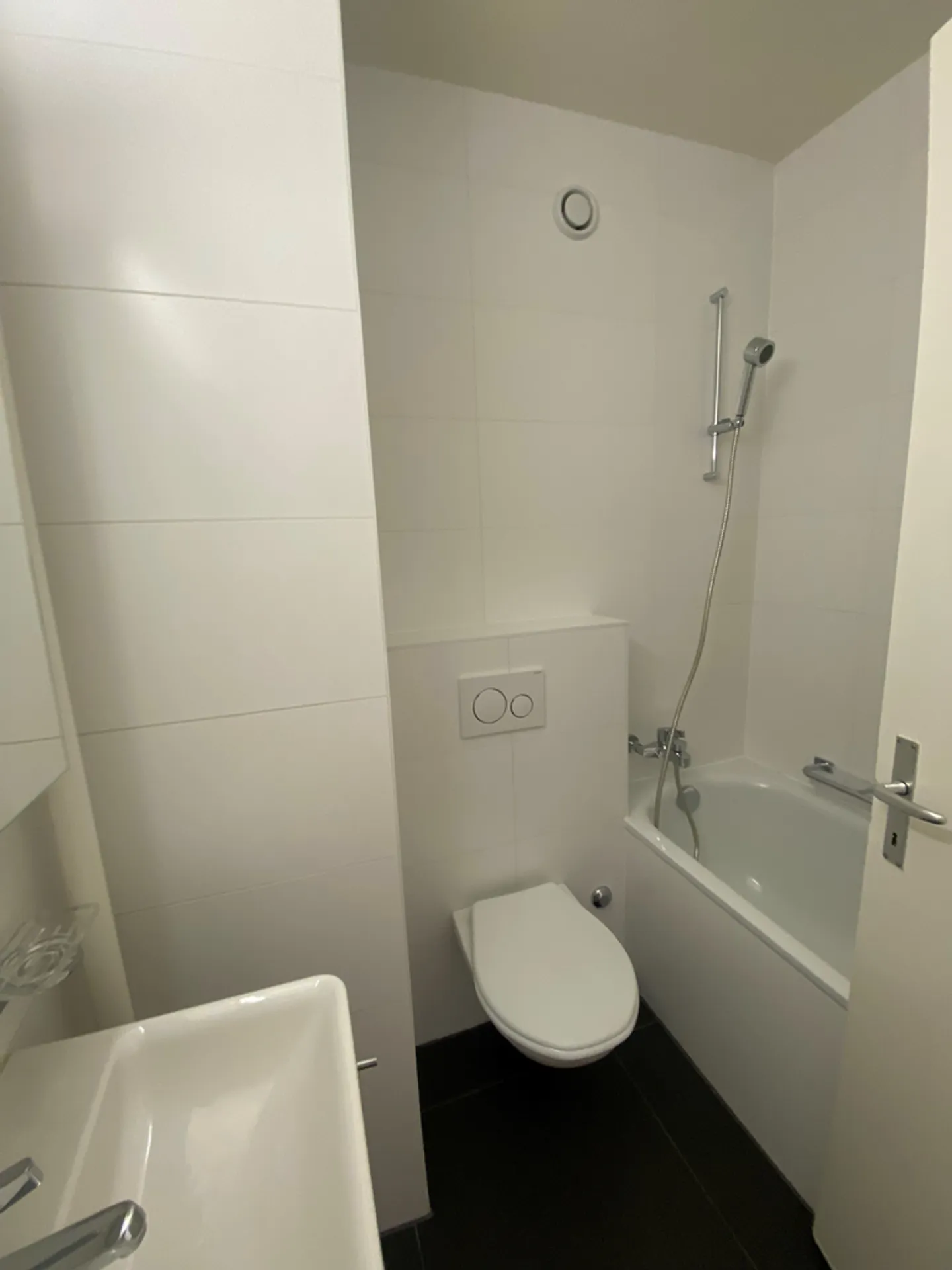 Appartamento in affitto - Foto 2 di 8