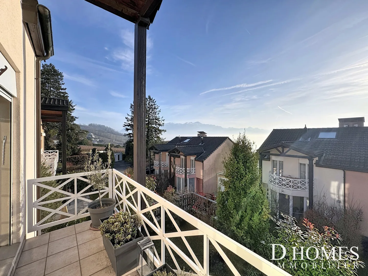 EXKLUSIVITÄT I Wunderschöne 5,5-Zimmer-Villa mit freiem Blick - Foto 7 von 13