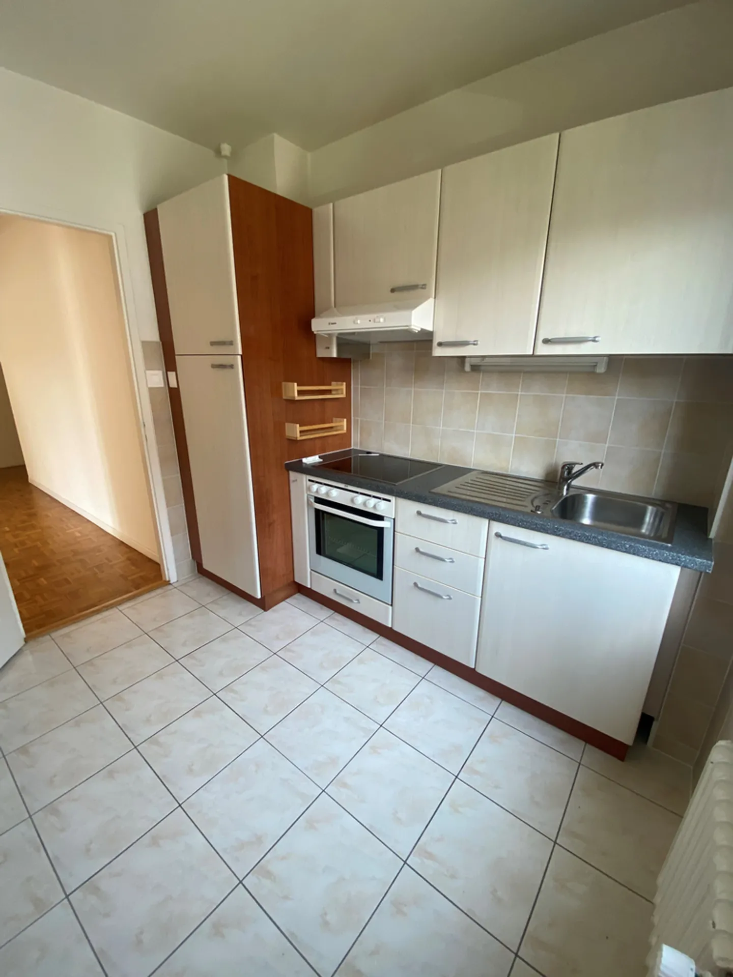 Appartamento in affitto - Foto 3 di 8