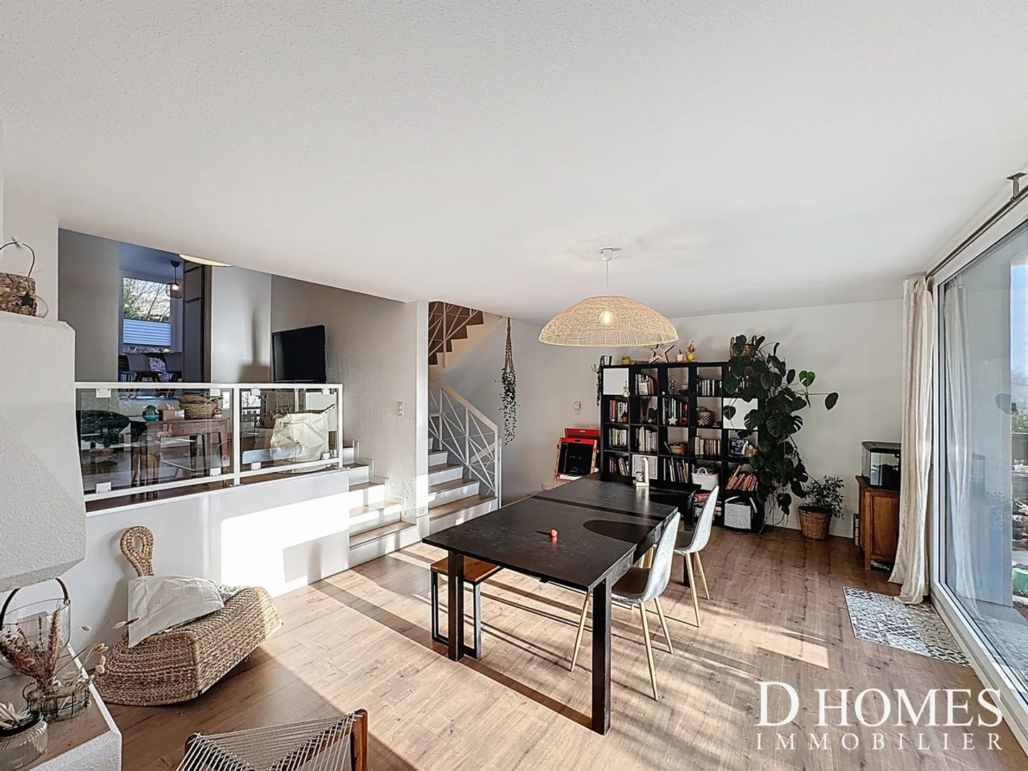 EXKLUSIVITÄT I Wunderschöne 5,5-Zimmer-Villa mit freiem Blick - Foto 3 von 13