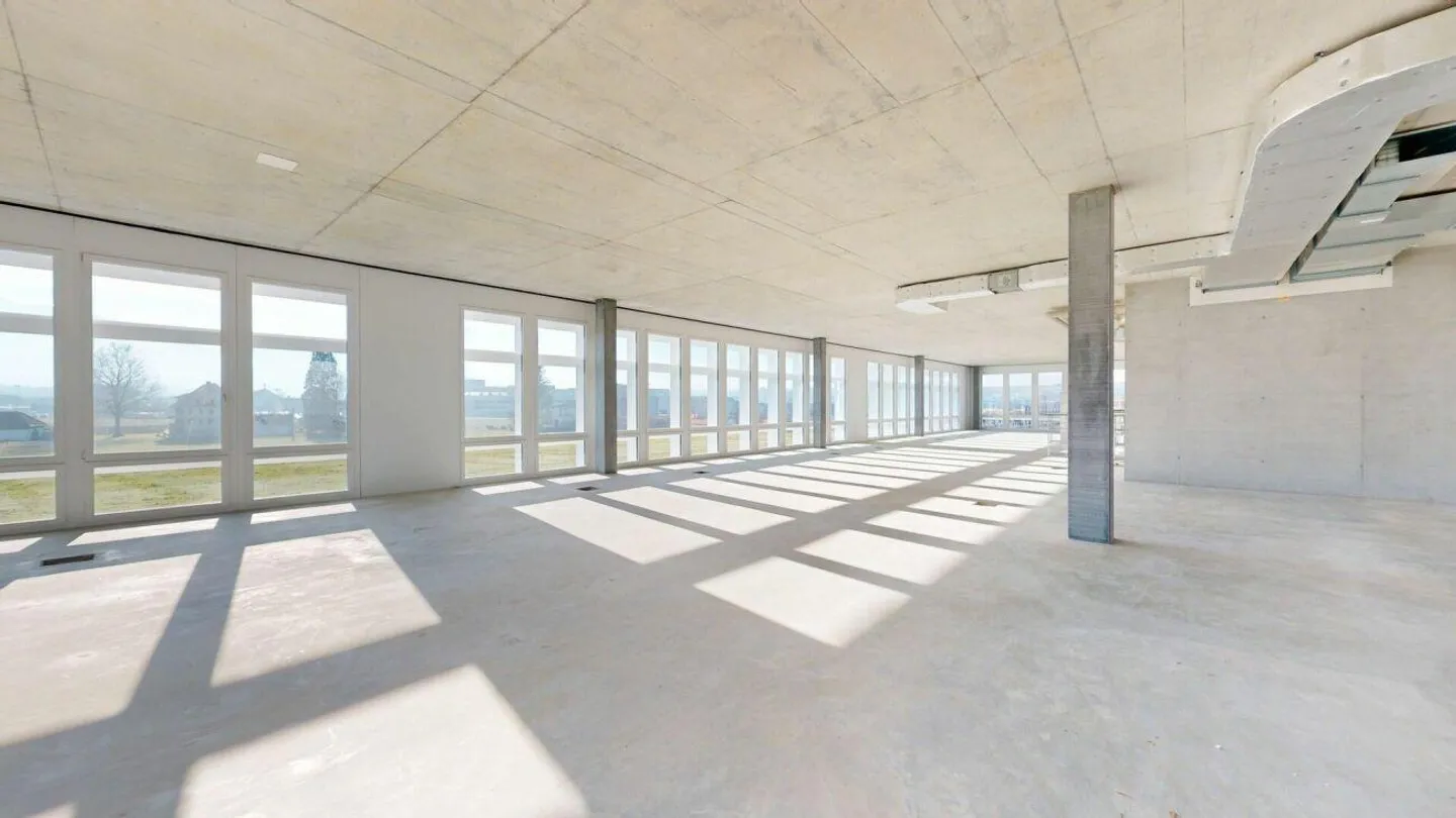 Spazio commerciale versatile in costruzione grezza in posizione centrale - Foto 1 di 7