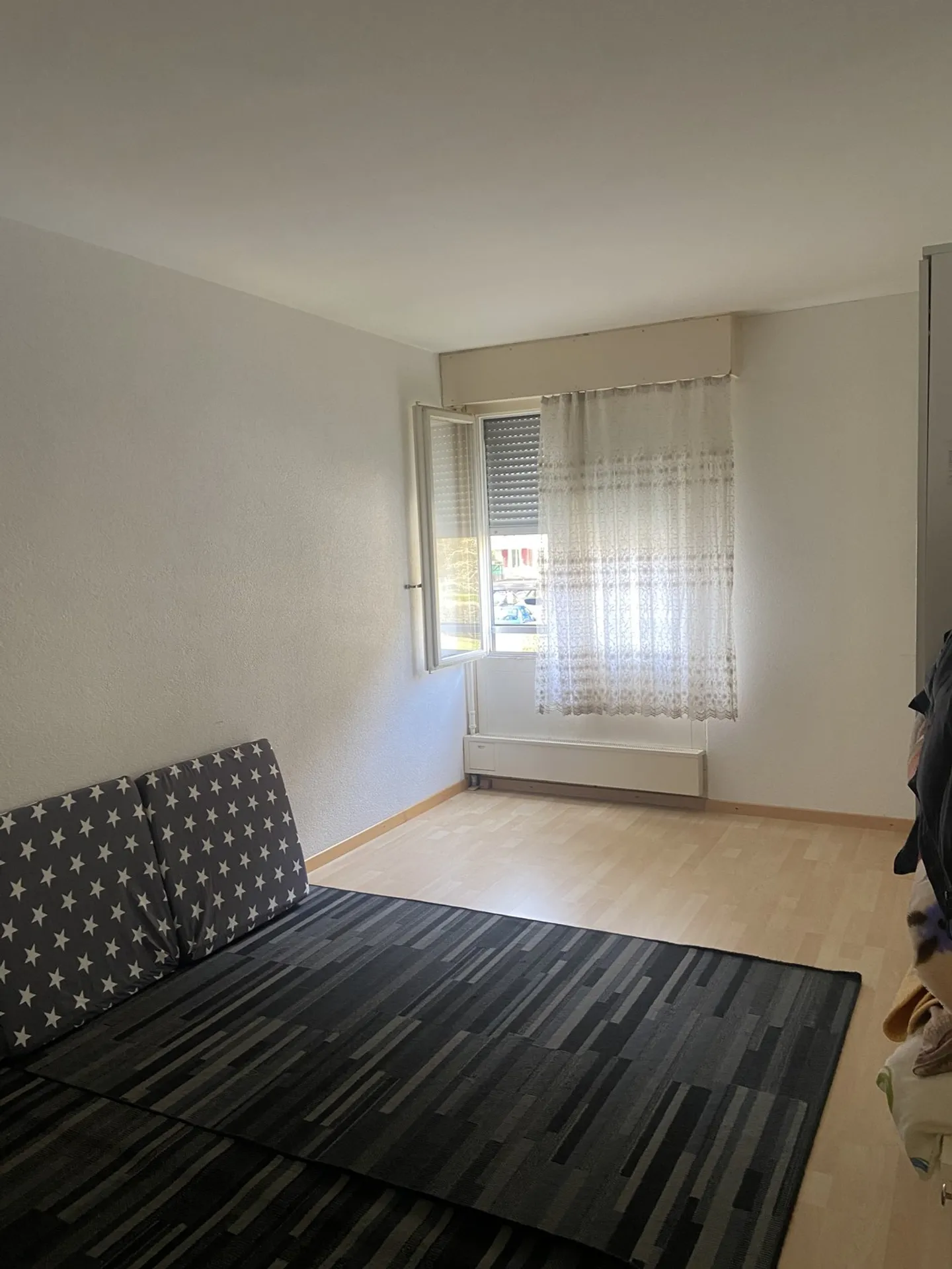 Charming 3-Room Apartment - Photo 1 of 7