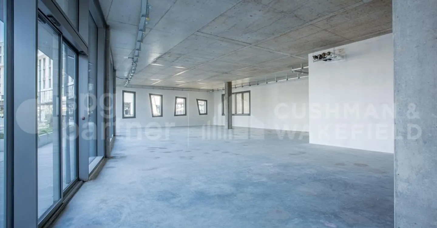 Spazio ufficio in affitto - Foto 13 di 16