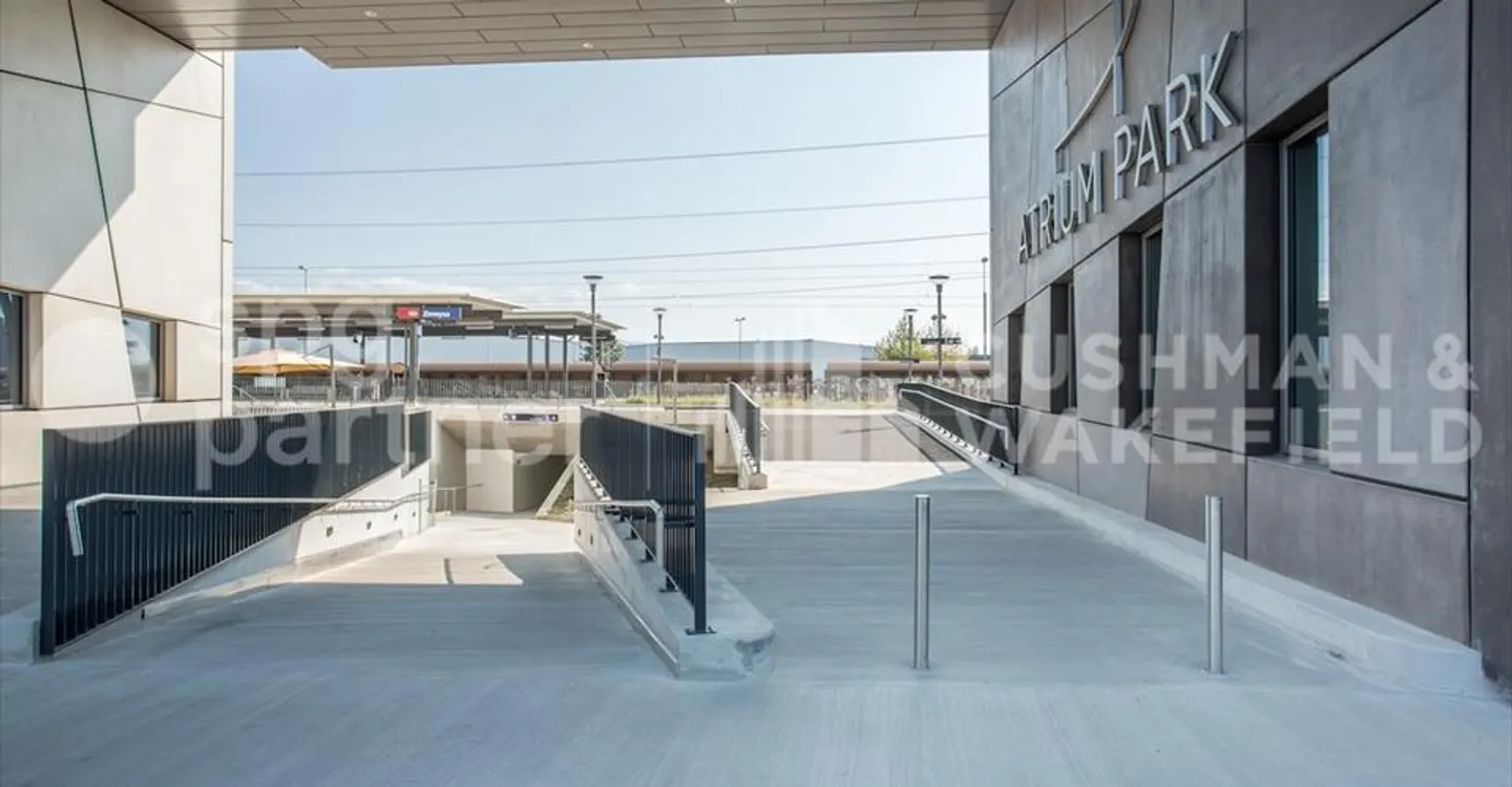 Spazio ufficio in affitto - Foto 12 di 16