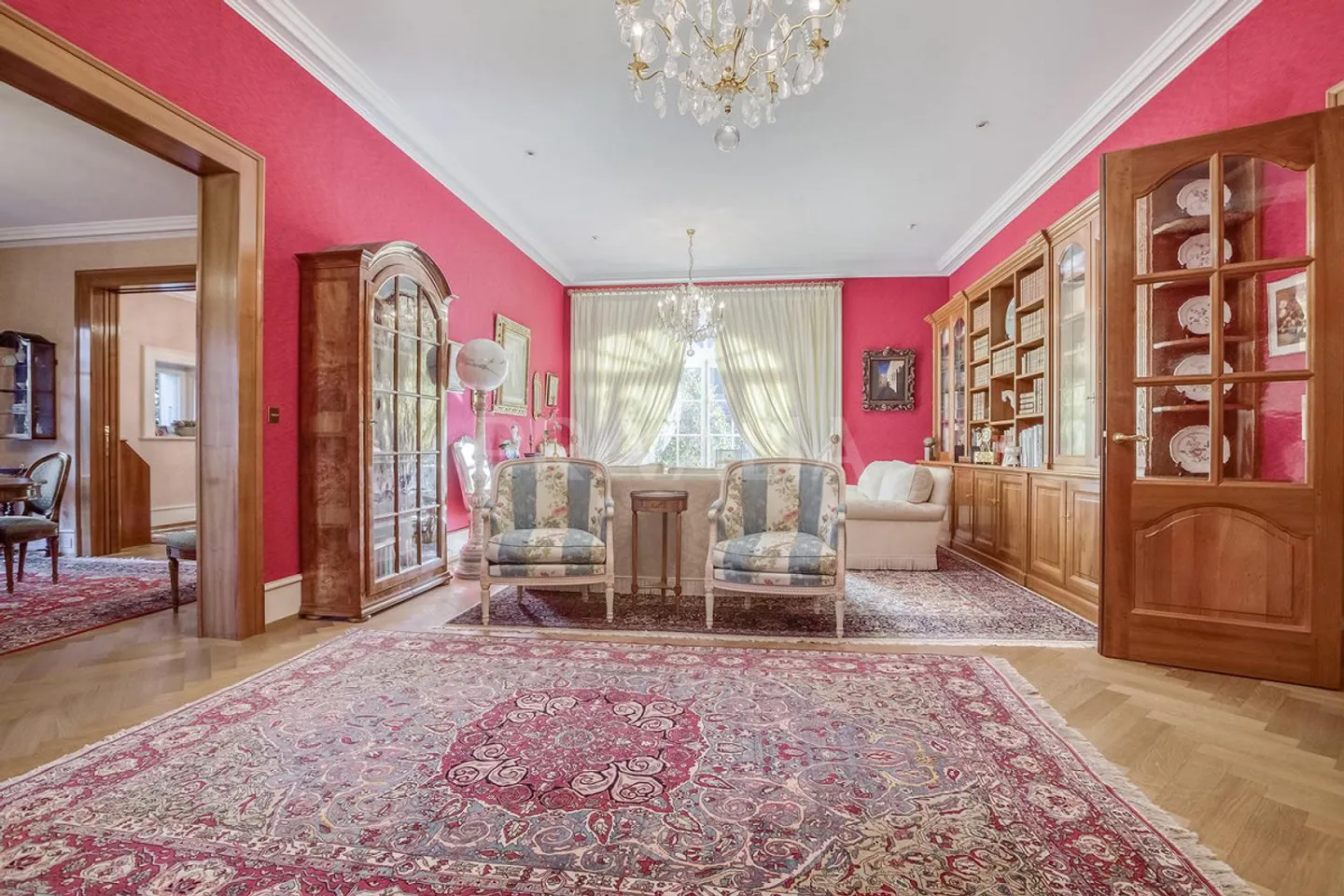 Luxuriöse Residenz aus dem frühen 19. Jahrhundert mit Schwimmbad - Foto 3 von 13