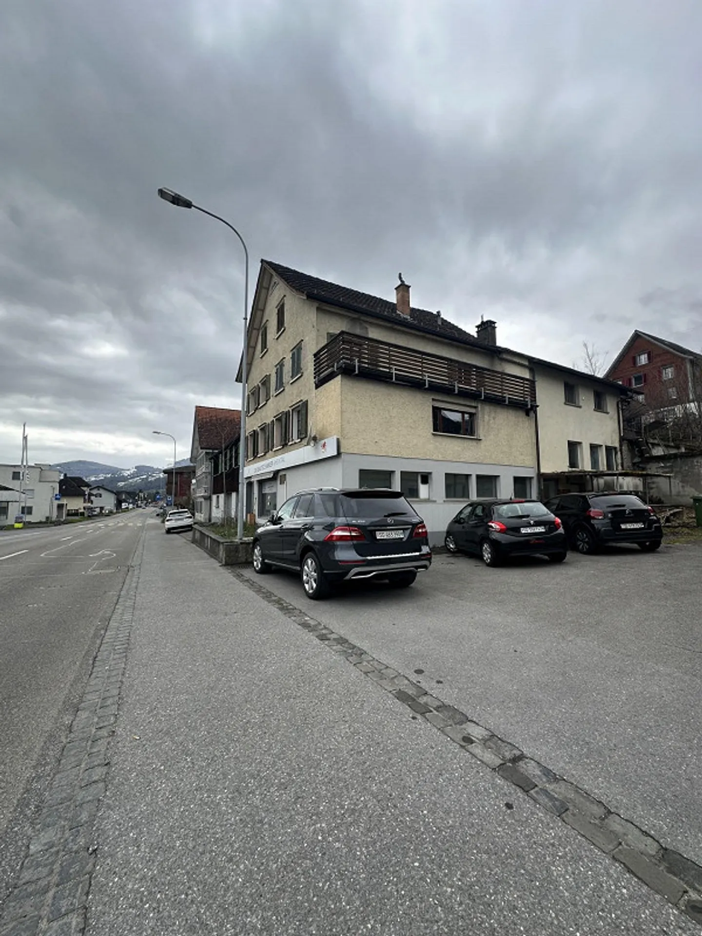 Charmante Wohnung mit Antik Flair - Foto 1 von 5