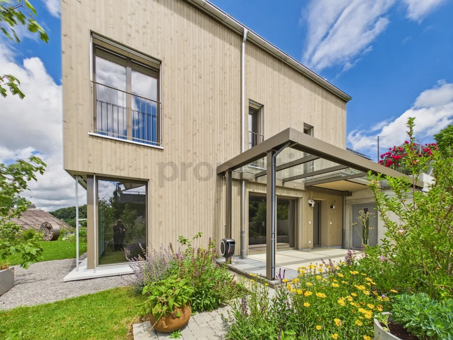 Stylish, modern living with a connection to nature and a view all the way to the Alps - Photo 1 of 13