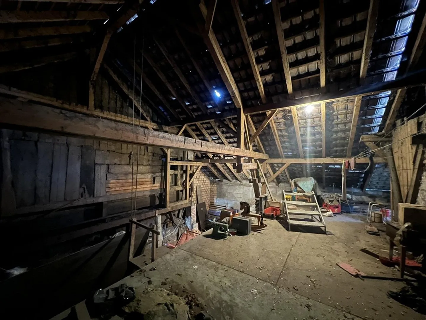 Ehemaliges Bauernhaus an zentraler Lage - Foto 9 von 14