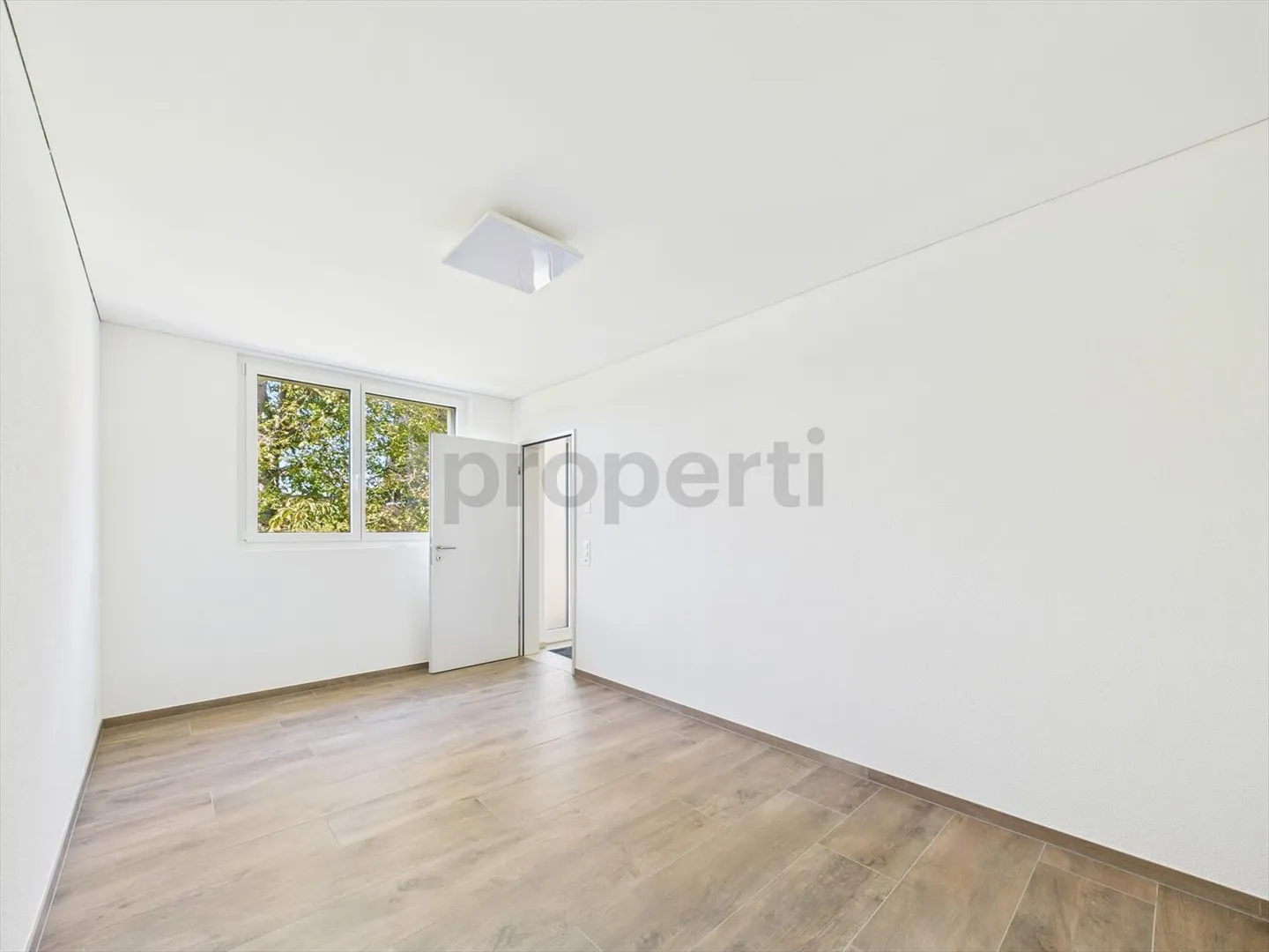 Exclusive 4.5-room apartment with high comfort and garden in Seon, AG - Photo 7 of 10