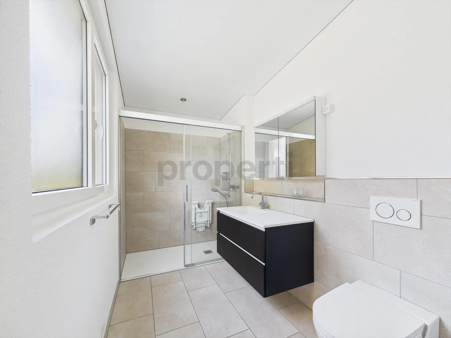 Exclusive 4.5-room apartment with high comfort and garden in Seon, AG - Photo 9 of 10