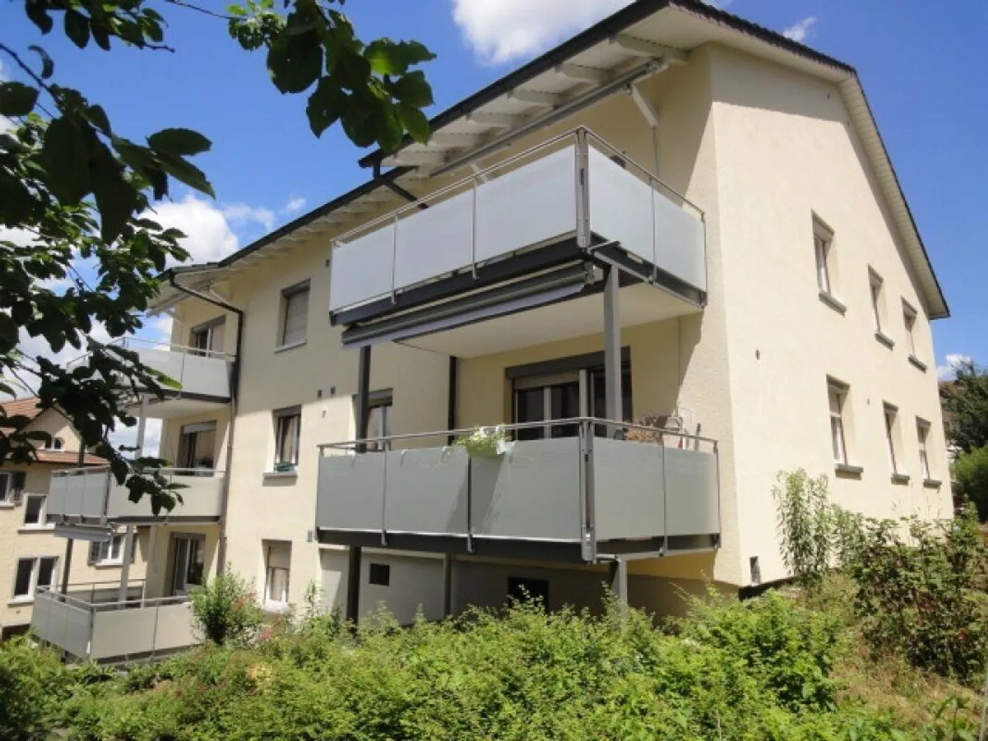 Ruhige Wohnung mit grossem Balkon - Foto 1 von 6