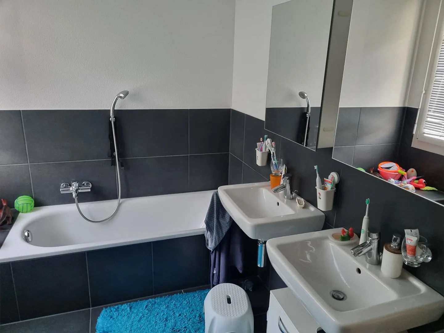 Appartement de 4,5 pièces dans un emplacement calme et familial à Oberarth - Photo 5 sur 6