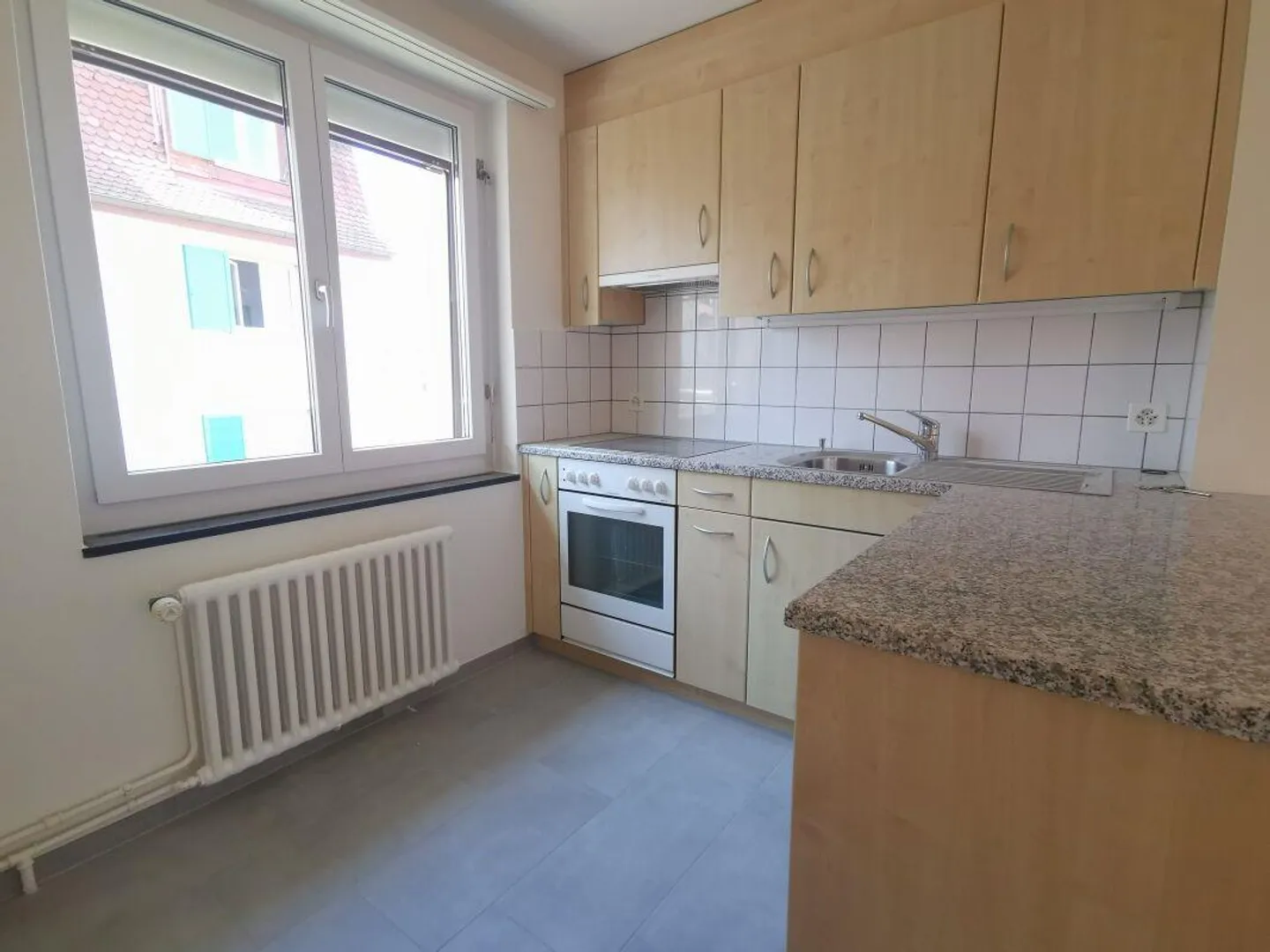 Ruhige Wohnung mit grossem Balkon - Foto 3 von 6