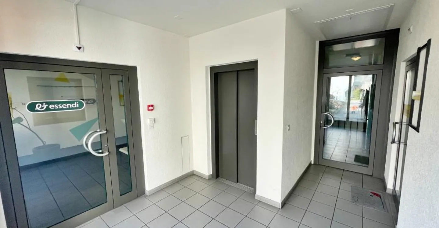 Büro_Depot_DDP_Crisser - Foto 1 von 13