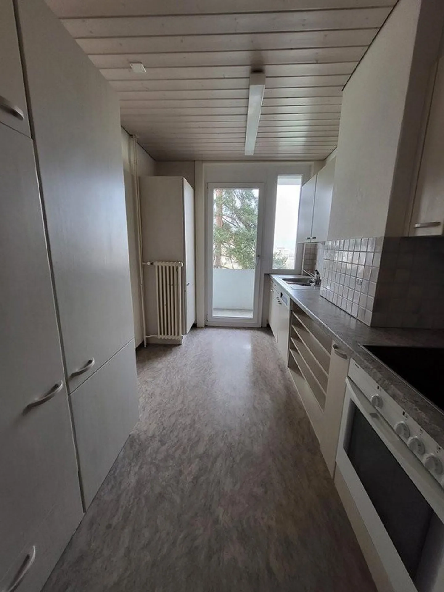 Ampio spazio abitativo a un prezzo equo - Foto 2 di 8