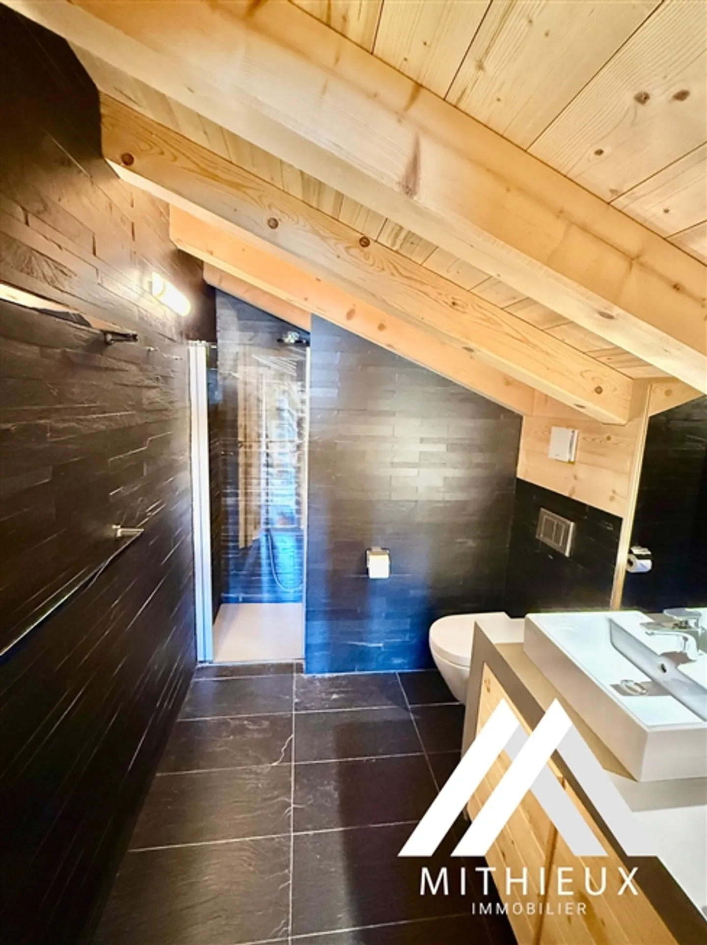 CHALET DI 142 M2 NEL CUORE DEL VAL D'HERENS, THYON / LES MASSES - Foto 14 di 17