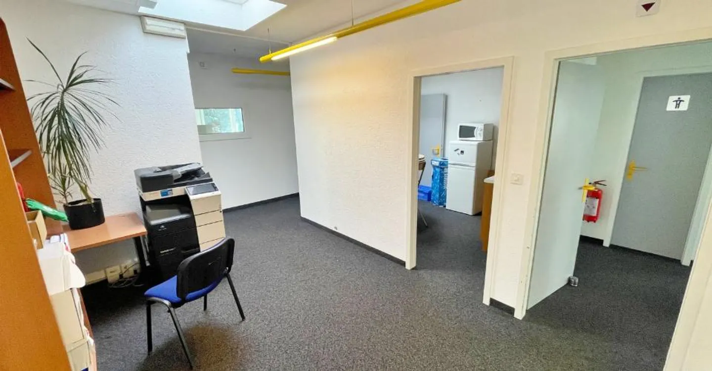 Büro_Depot_DDP_Crisser - Foto 4 von 13