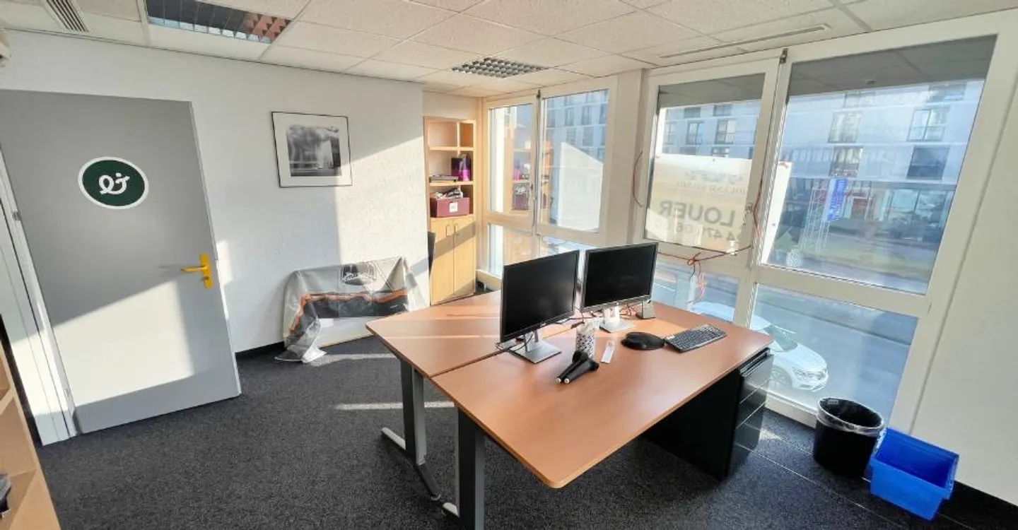 Büro_Depot_DDP_Crisser - Foto 9 von 13