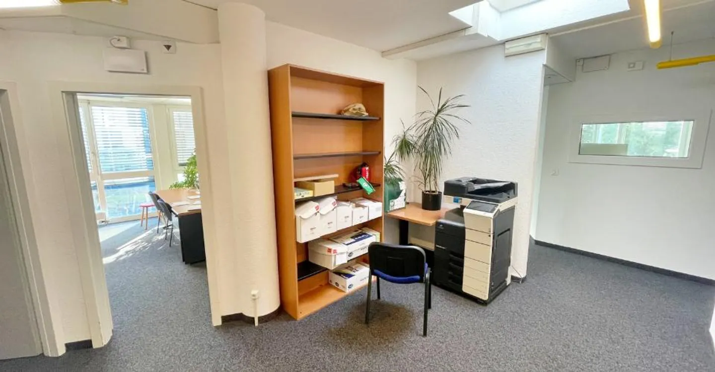 Büro_Depot_DDP_Crisser - Foto 5 von 13